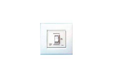 QED WM15 Two Way Parallel Speaker Switch